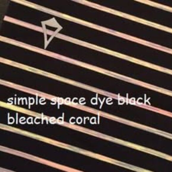 Ivivva Girl by Lululemon 🍋Rhythmic Crop*Luxtreme stripes black white size 12 - Picture 6 of 6